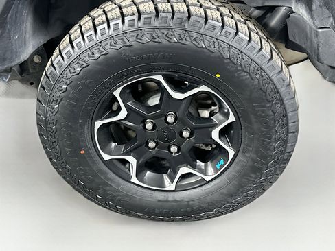 Used 2023 Jeep Wrangler Unlimited Rubicon 4xe w/ Steel Bumper Group AWD/4WD image 11