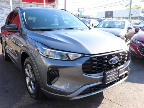 Used 2024 Ford Escape ST-Line AWD/4WD image 7