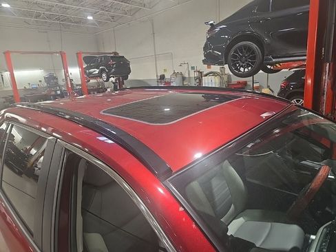 Used 2020 Toyota RAV4 XLE Premium AWD/4WD image 10