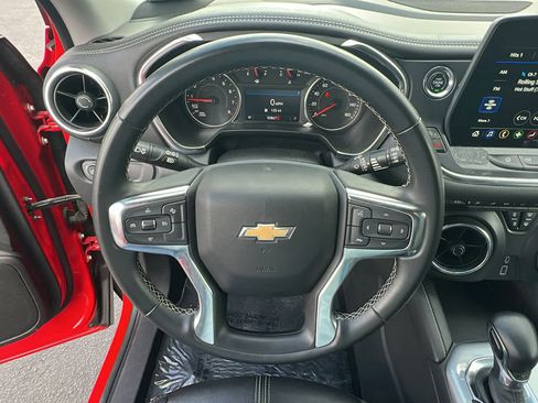 Used 2024 Chevrolet Blazer LT AWD/4WD image 18