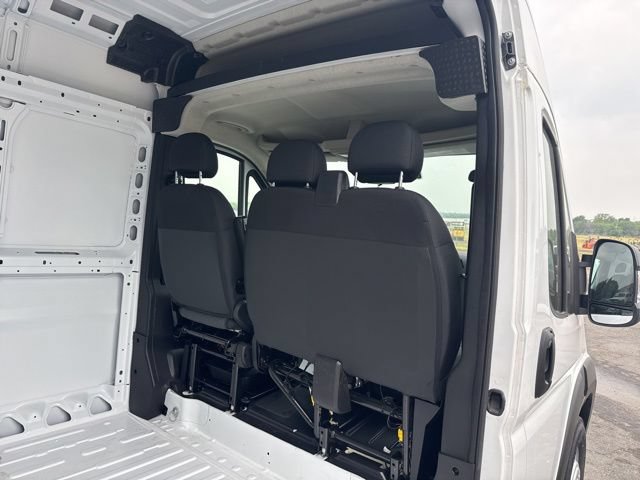 New 2026 RAM ProMaster 2500 w/ Premium Convenience Group FWD image 14