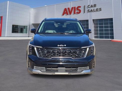 Used 2024 Kia Sorento S image 2
