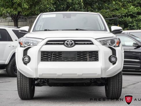 Used 2021 Toyota 4Runner SR5 Premium w/ Moonroof Package AWD/4WD image 16