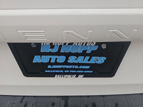 Used 2013 Toyota Sienna LE image 23