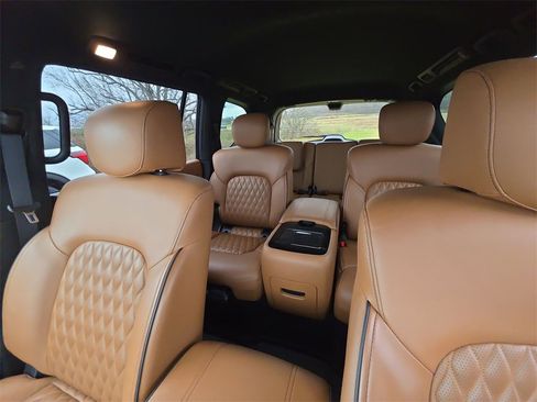 Used 2021 INFINITI QX80 Sensory w/ Cargo Package image 12