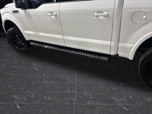 Used 2018 Ford F150 Lariat image 36