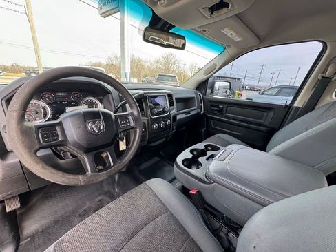 Used 2017 RAM 1500 4x4 Crew Cab w/ Chrome Appearance Group image 20