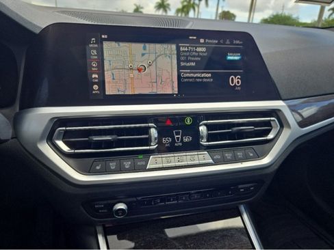 Used 2020 BMW 330i Sedan w/ Convenience Package RWD image 14