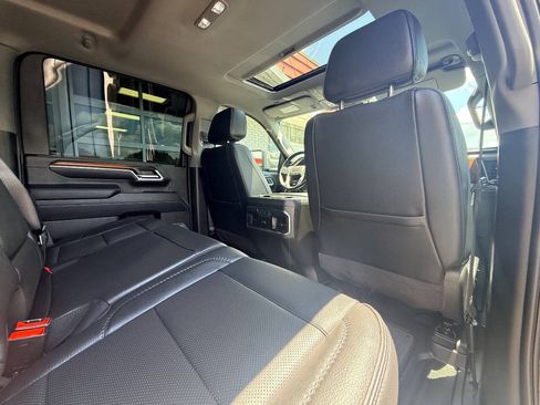 Used 2025 GMC Sierra 3500 Denali w/ Denali Reserve Package AWD/4WD image 41