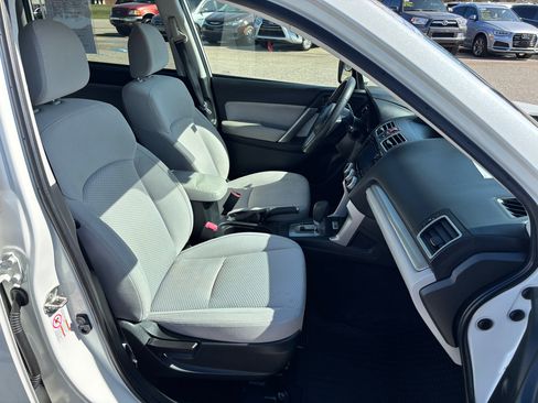 Used 2017 Subaru Forester 2.5i Premium w/ All-Weather Package image 24