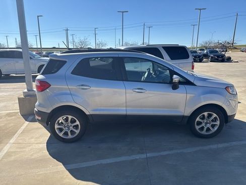 Used 2018 Ford EcoSport SE w/ SE Convenience Package image 5