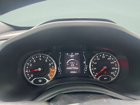 Used 2018 Jeep Renegade Altitude image 21