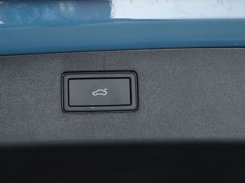 New 2026 Volkswagen Tiguan SE R-Line image 30