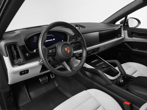 Certified 2026 Porsche Cayenne S AWD/4WD image 57