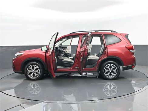 Used 2021 Subaru Forester Premium w/ Popular Package #1 image 30