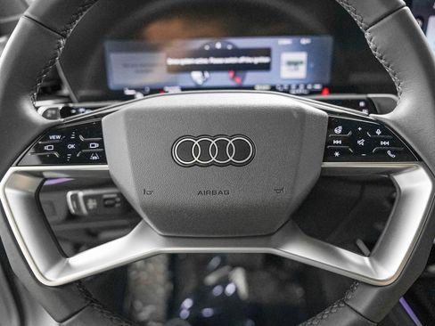 New 2026 Audi Q3 quattro 2.0T AWD/4WD image 15