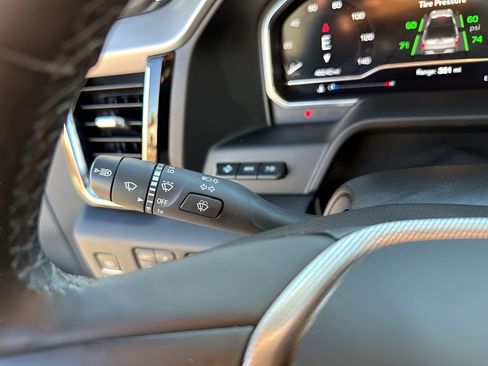 Used 2024 GMC Sierra 2500 Denali w/ Denali Reserve Package image 32