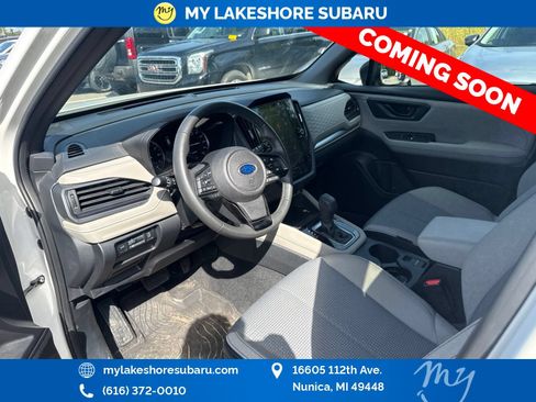 Used 2025 Subaru Forester Premium w/ Convenience Package #1 AWD/4WD image 10