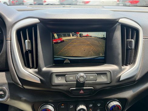 Used 2019 GMC Terrain SLE w/ Driver Convenience Package FWD image 23