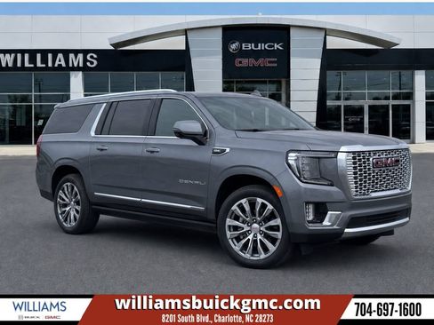 Used 2021 GMC Yukon XL Denali w/ Denali Premium Package AWD/4WD image 1