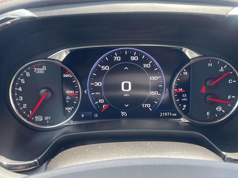Used 2025 Chevrolet Blazer RS FWD image 25