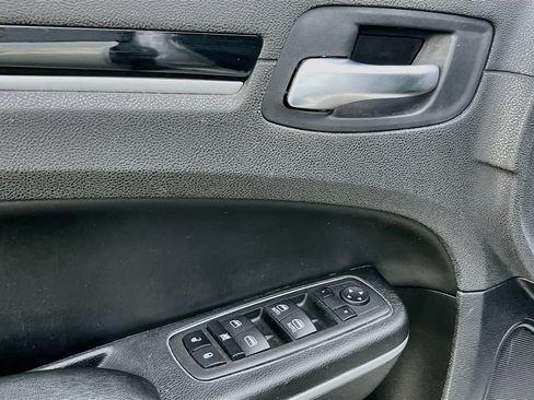 Used 2023 Chrysler 300 S RWD image 18