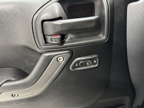 Used 2015 Jeep Wrangler Sport w/ Quick Order Package 24S image 24