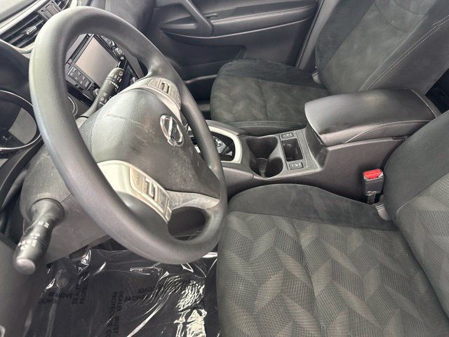 Used 2016 Nissan Rogue SV w/ SV Premium Package AWD/4WD image 21