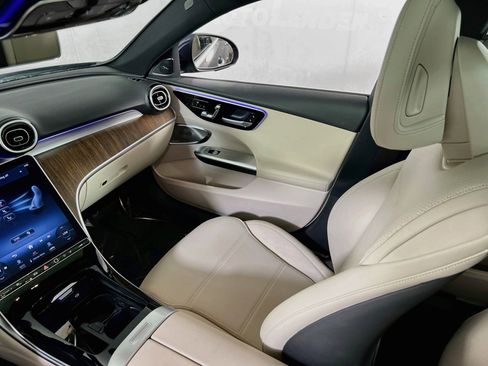 Used 2024 Mercedes-Benz C 300 4MATIC Sedan image 25