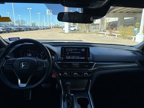Used 2022 Honda Accord Sport image 6