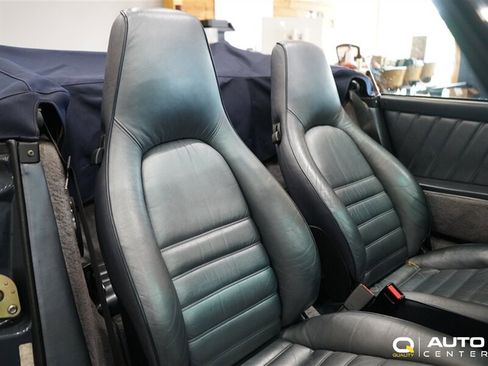 Used 1989 Porsche 911 Carrera RWD image 20