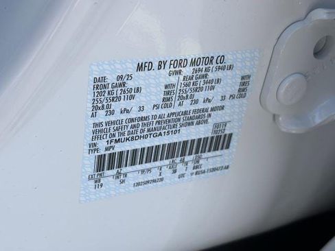 New 2026 Ford Explorer Active w/ Active Comfort Package image 28