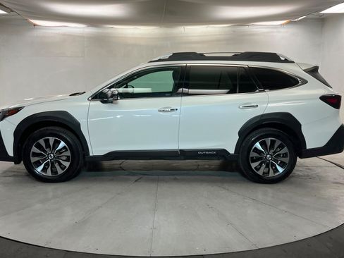 Used 2023 Subaru Outback Touring XT AWD/4WD image 2