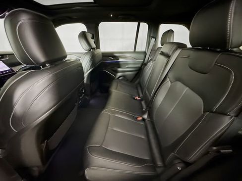 New 2025 Jeep Grand Cherokee Overland w/ Trailer Tow Package image 25