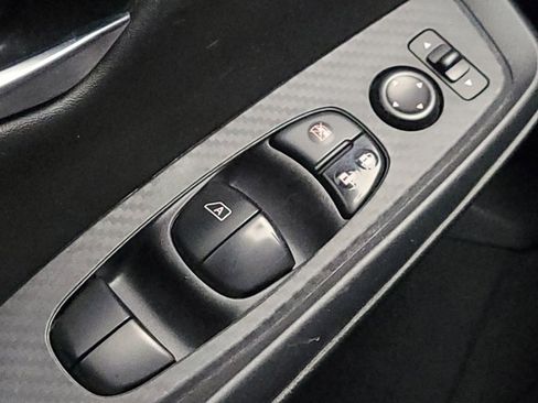 Used 2024 Nissan Sentra SV image 27