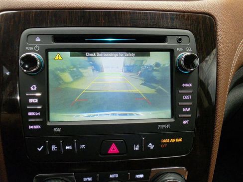 Used 2016 Chevrolet Traverse LTZ FWD image 22