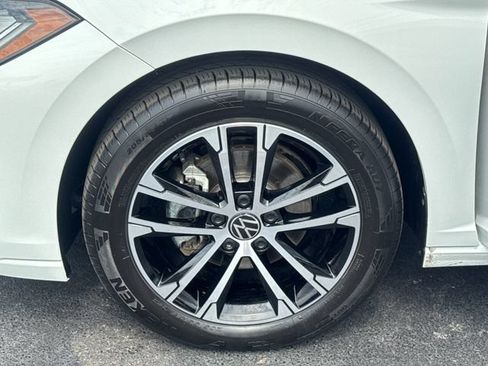 Used 2025 Volkswagen Jetta Sport FWD image 26