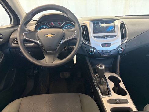Used 2016 Chevrolet Cruze LS FWD image 13