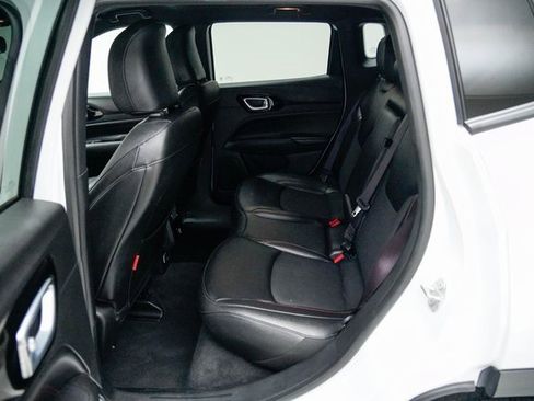 Used 2024 Jeep Compass Trailhawk image 25