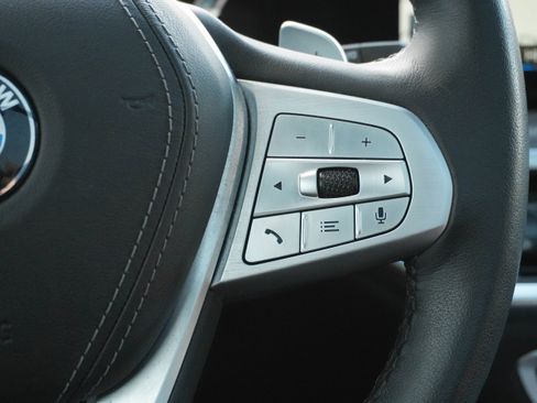 Certified 2023 BMW X7 xDrive40i w/ Premium Package image 16