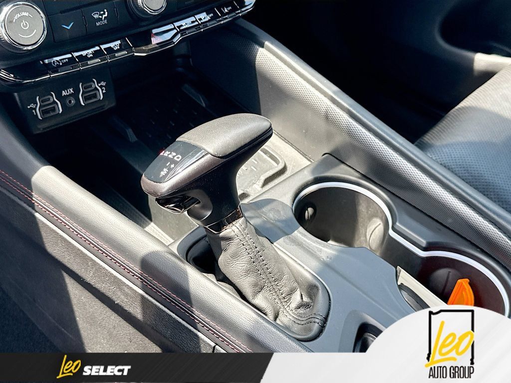 Used 2025 Dodge Durango GT AWD/4WD image 20