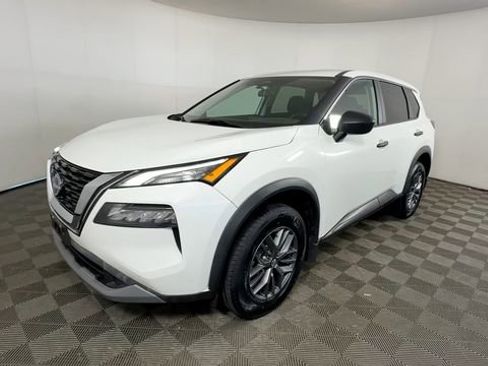 Used 2023 Nissan Rogue S AWD/4WD image 14