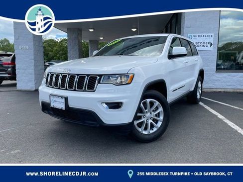 Used 2022 Jeep Grand Cherokee Laredo E w/ Security & Convenience Group AWD/4WD image 1