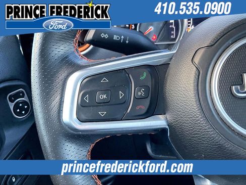 Used 2023 Jeep Gladiator Mojave w/ LED Lighting Group image 17