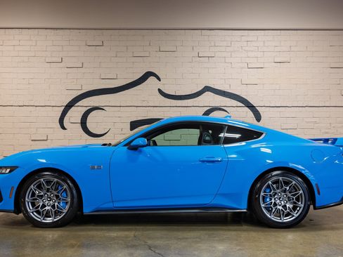 Used 2024 Ford Mustang GT Premium w/ GT Performance Package image 10