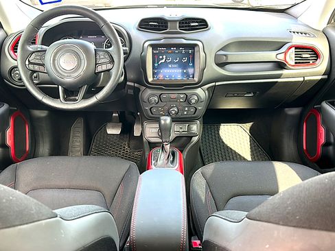 Used 2022 Jeep Renegade Trailhawk w/ Trailer Tow Group AWD/4WD image 20