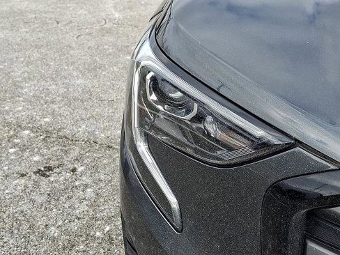 Certified 2020 GMC Terrain SLE w/ Driver Convenience Package image 9