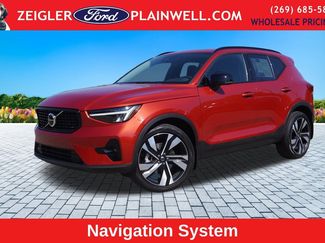 Used 2023 Volvo XC40 B5 Plus w/ Protection Package Premier video 1