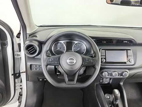 Certified 2025 Nissan Kicks Play S FWD image 19