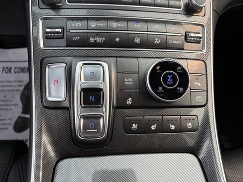 Used 2023 Hyundai Santa Fe Limited AWD/4WD image 21